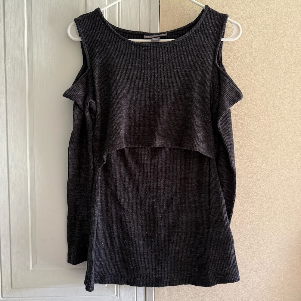 A Pea in the Pod Maternity Nursing Black Cold Shoulder Sweater Top Size Large